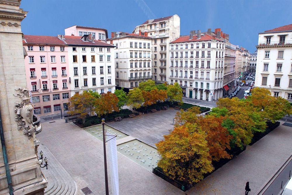 Hôtel Des Artistes Lyon Exterior foto