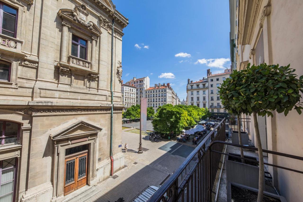 Hôtel Des Artistes Lyon Exterior foto